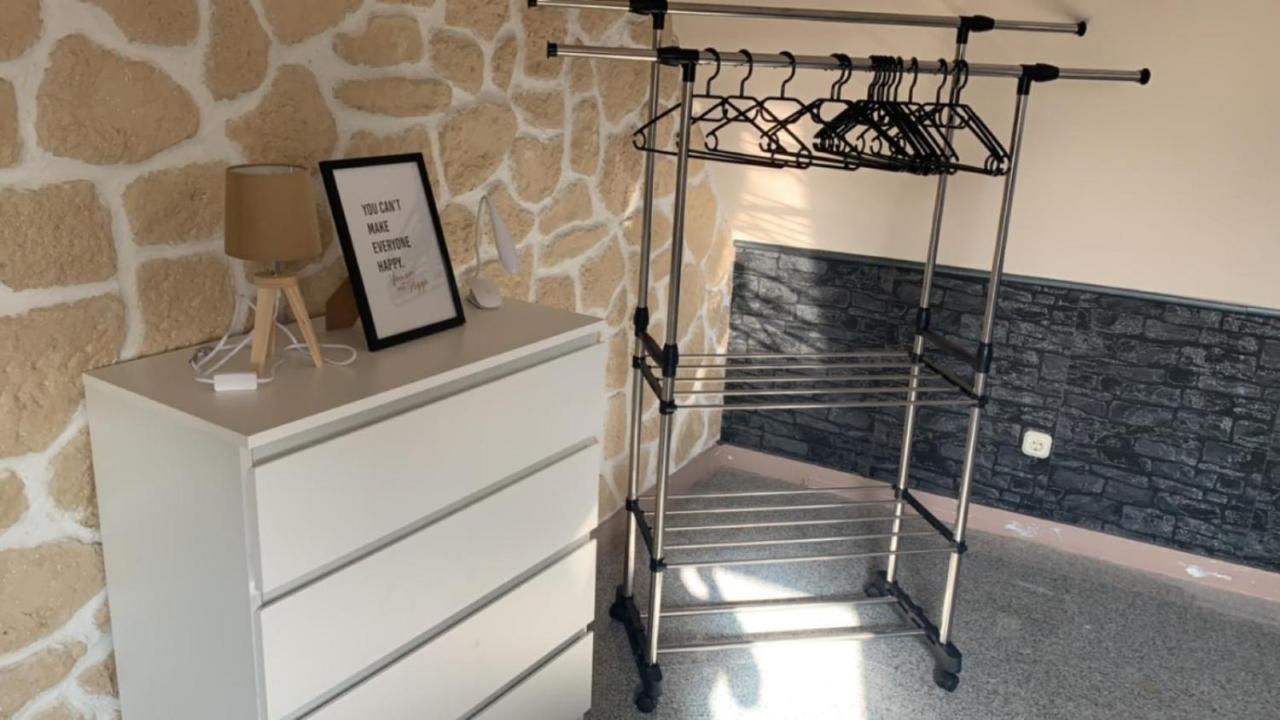 Zimmer In Wohnung Monteure Apartment Kuche Modern Enger Экстерьер фото